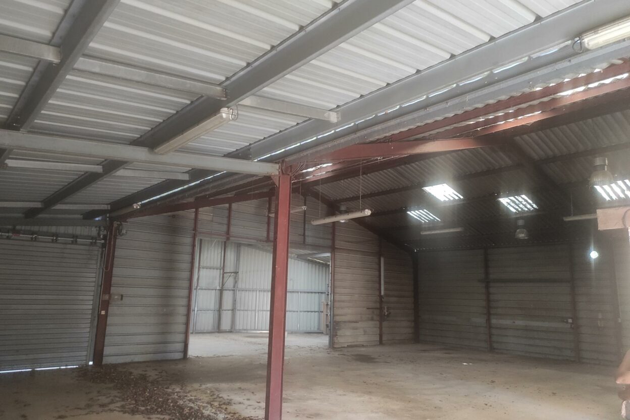 Entrepôt à louer de 250 m² à Carsac-Aillac