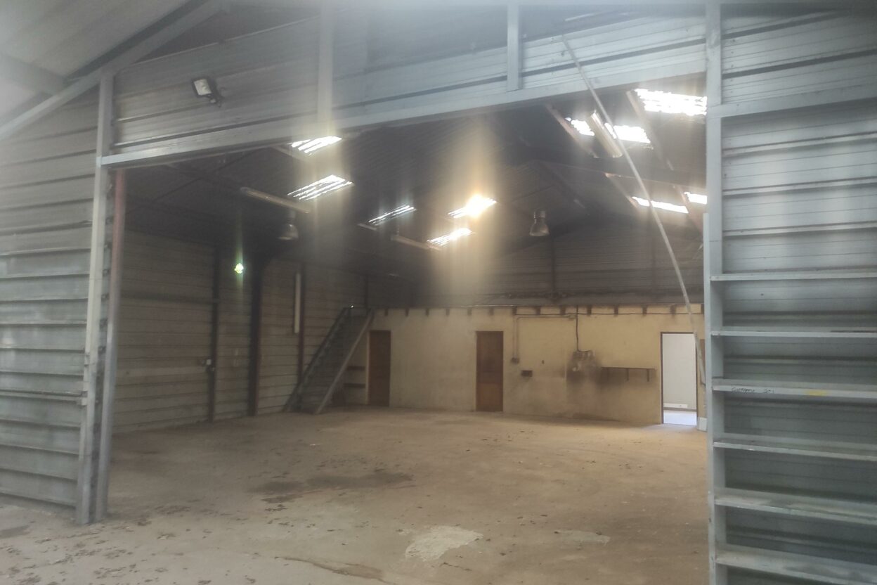 Entrepôt à louer de 250 m² à Carsac-Aillac