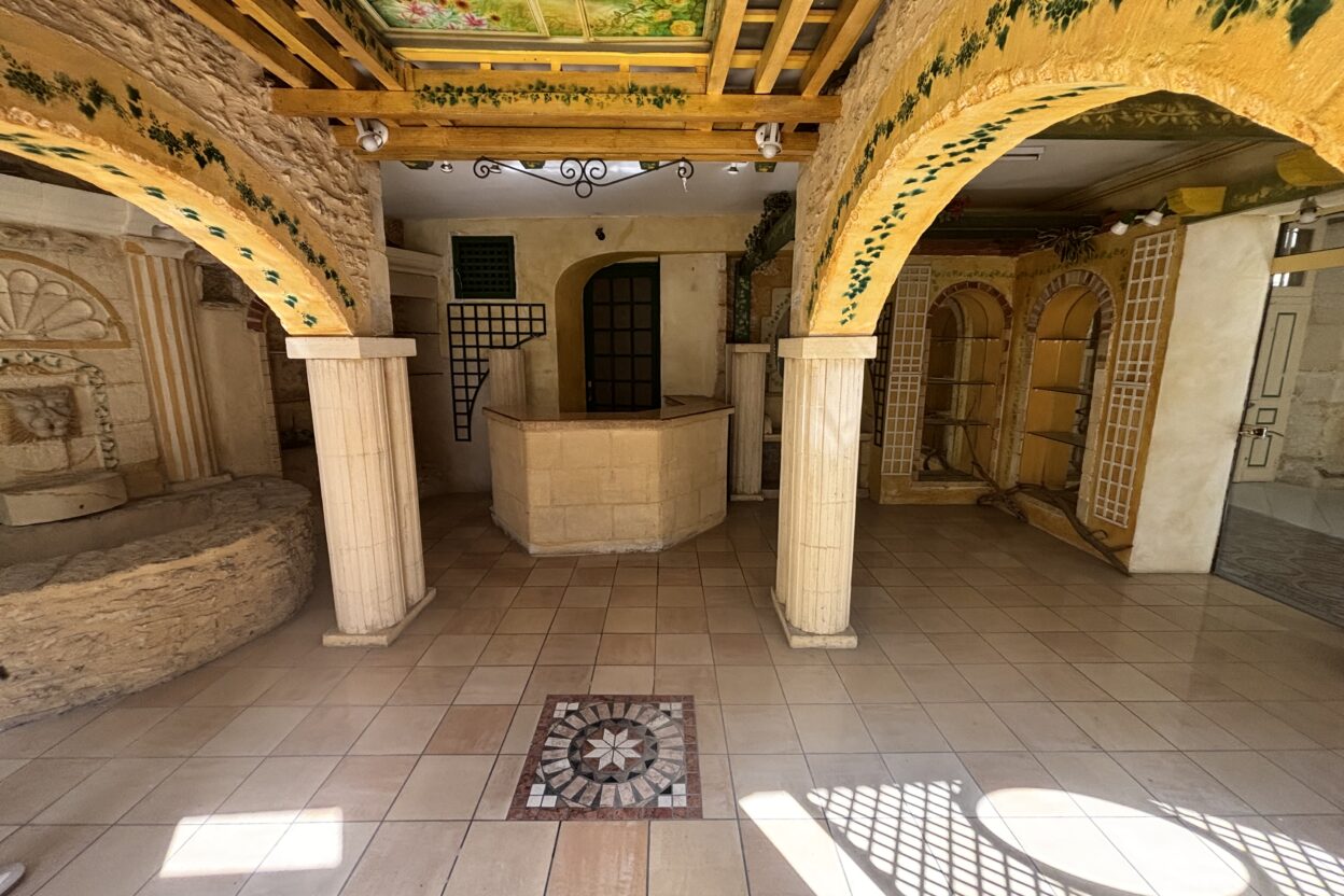 Local commercial à louer de 150 m² à Montignac-Lascaux